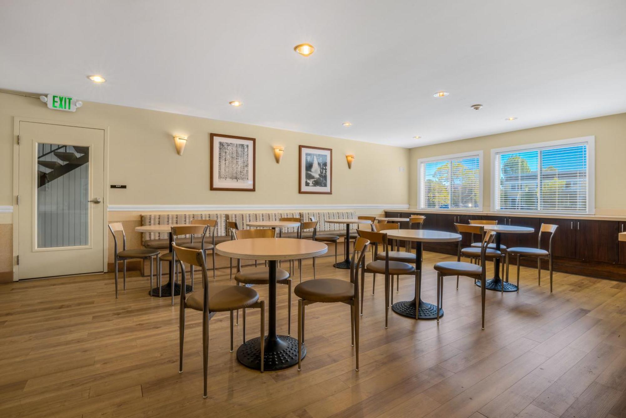 Marin Suites Hotel Corte Madera Exterior photo