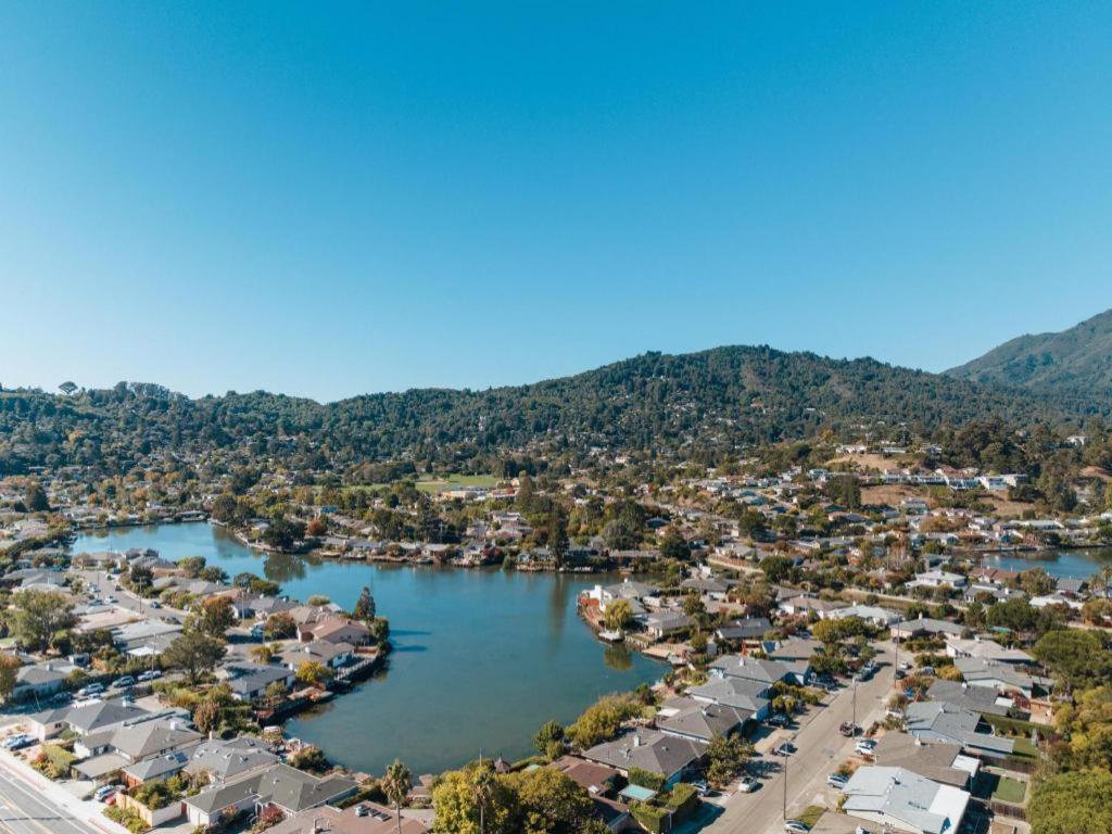 Marin Suites Hotel Corte Madera Exterior photo